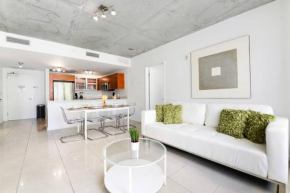 Awesome Family Apt- W Pool @ Midblock Miami